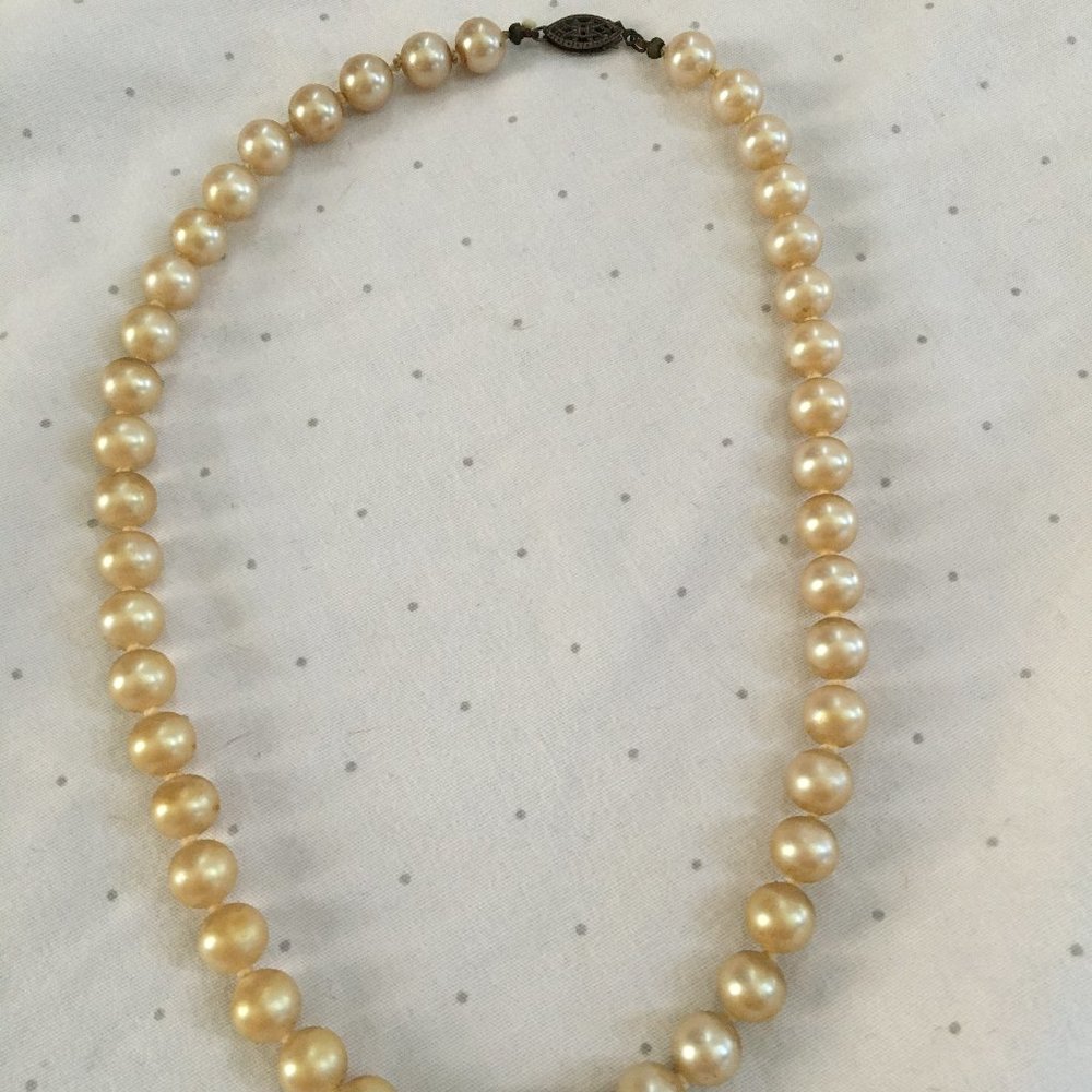 vintage yellow gold pearl choker